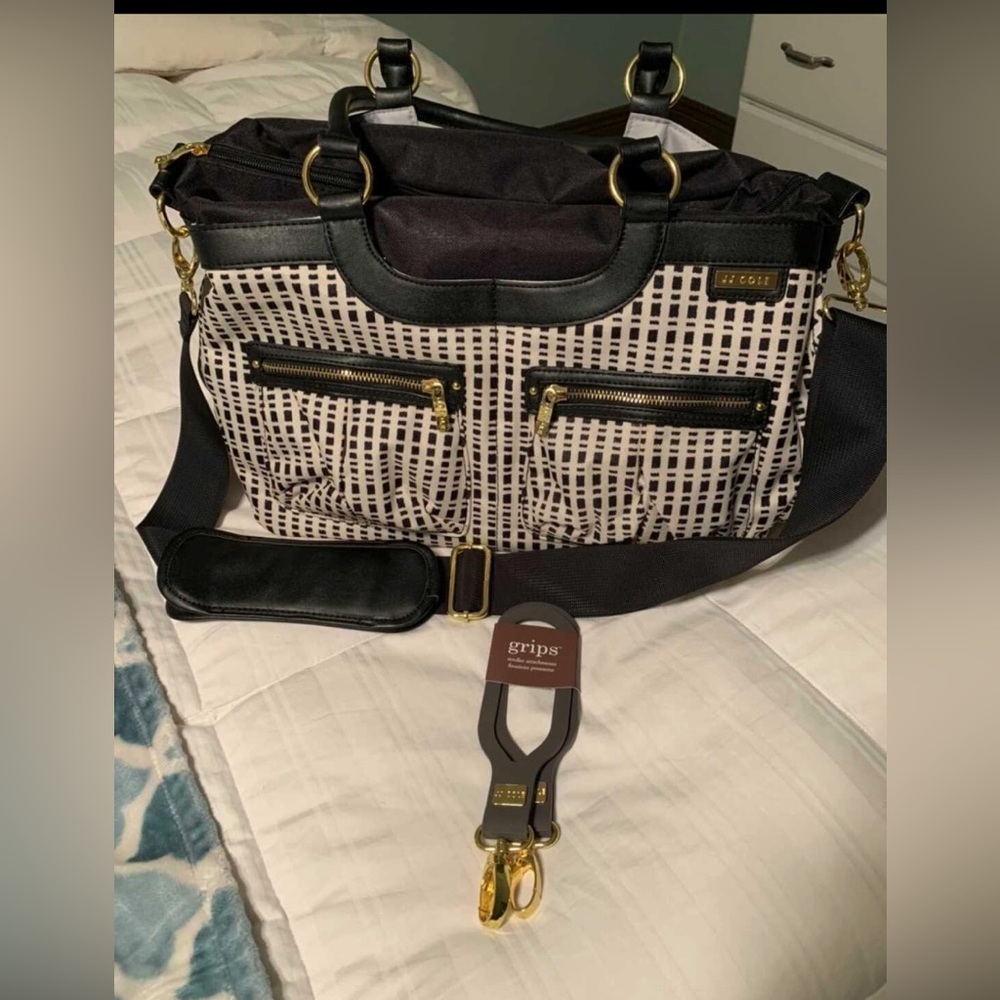 JJ Cole Diaper Bag with Grip Accessories for Stroller (New Never Used).